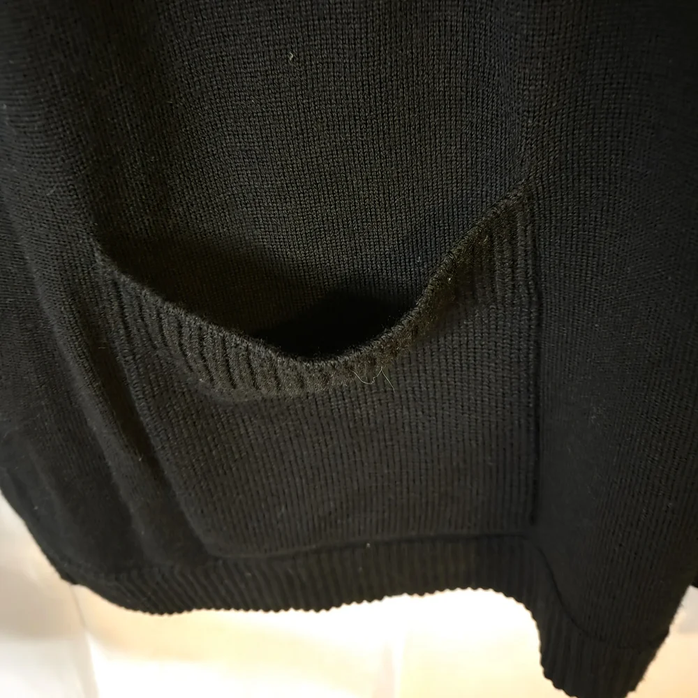 Talbots Elegant Merino Wool Black Cowl Neck Sweater Pockets Size XL - Picture 4 of 9